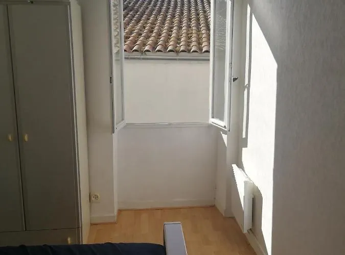 Sur Le Port Les Sables-dʼOlonne