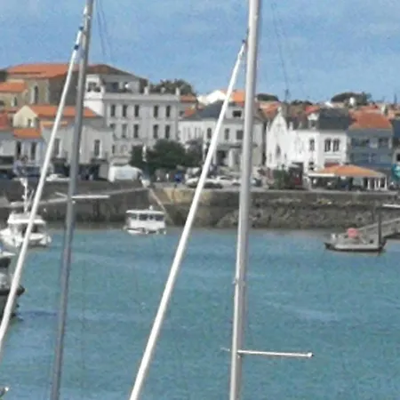 Sur Le Port 公寓 *