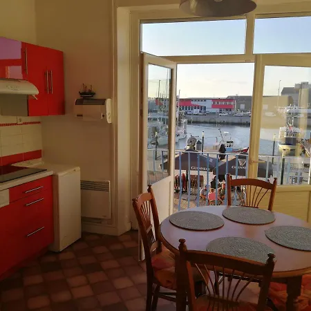 Sur Le Port Apartament